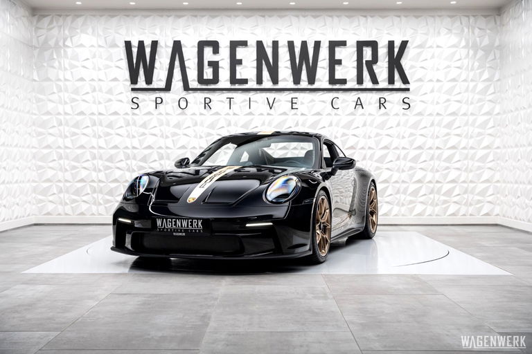 Porsche 992 GT3 Touring