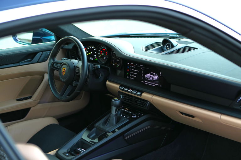 Porsche 992 GT3 Touring