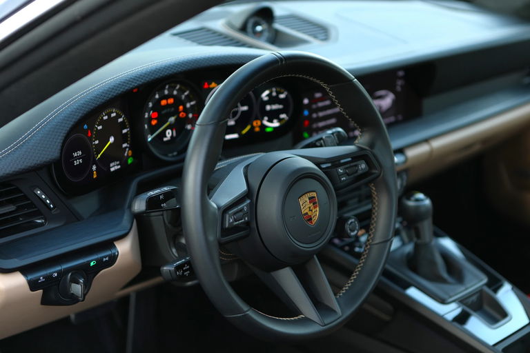 Porsche 992 GT3 Touring