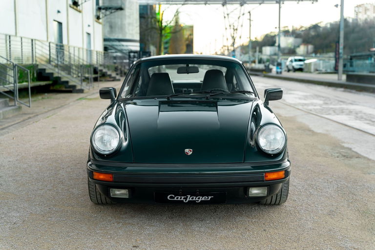 Porsche 911 Carrera 3.2