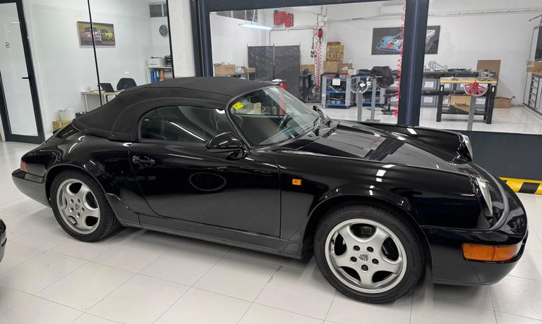 Porsche 964 Carrera 2 Speedster