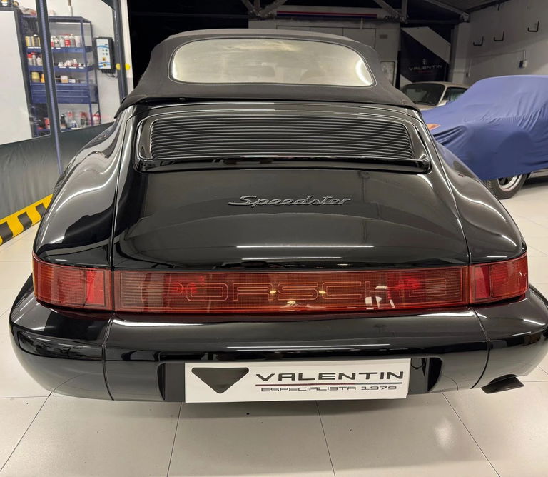 Porsche 964 Carrera 2 Speedster