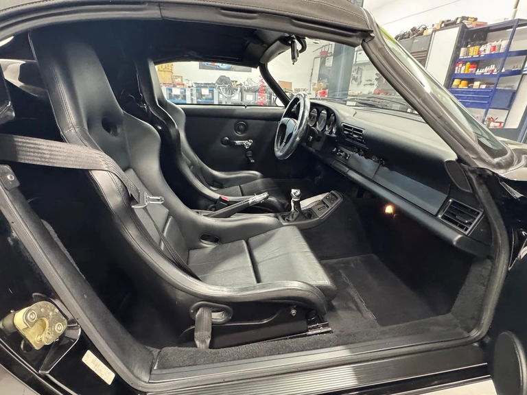 Porsche 964 Carrera 2 Speedster