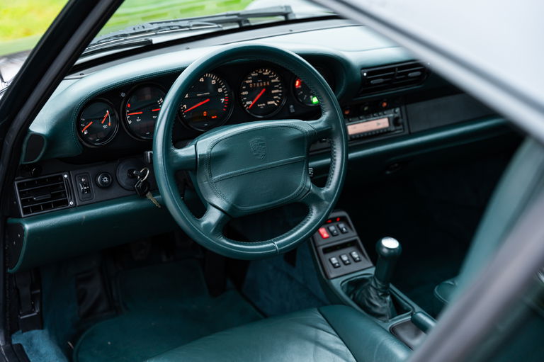 Porsche 993 Carrera 4