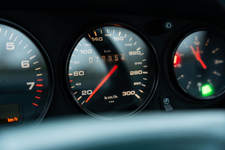 Porsche 993 Carrera 4