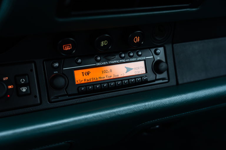 Porsche 993 Carrera 4