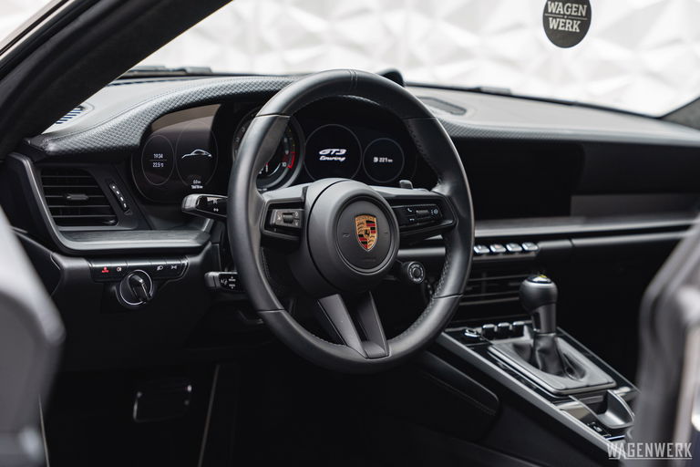 Porsche 992 GT3 Touring