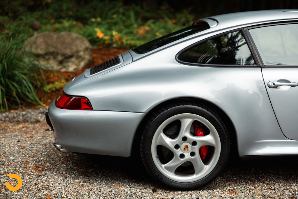 Porsche 993 Carrera 4S