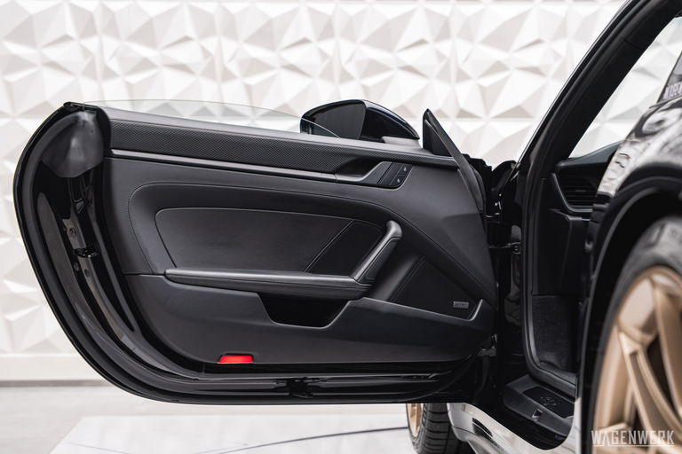 Porsche 992 GT3 Touring