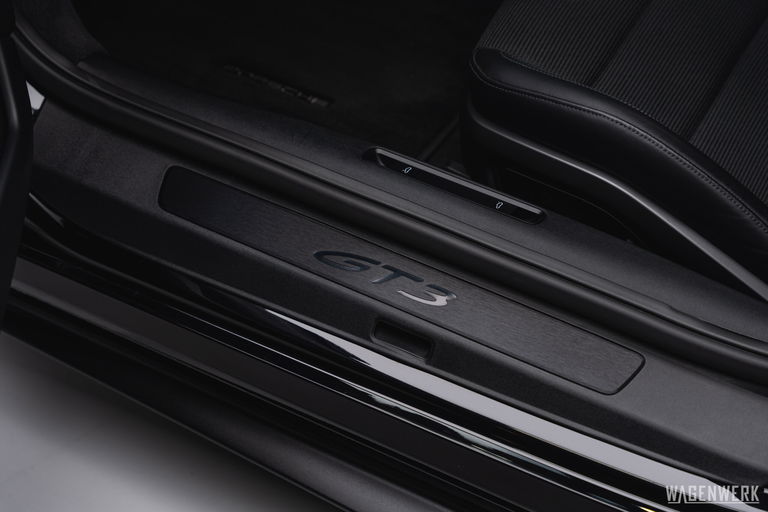 Porsche 992 GT3 Touring