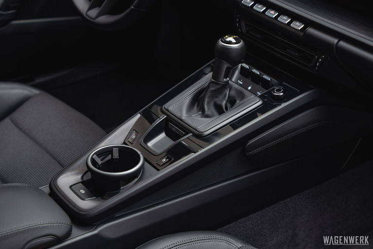 Porsche 992 GT3 Touring