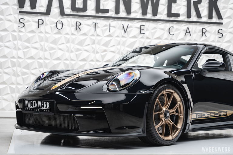 Porsche 992 GT3 Touring