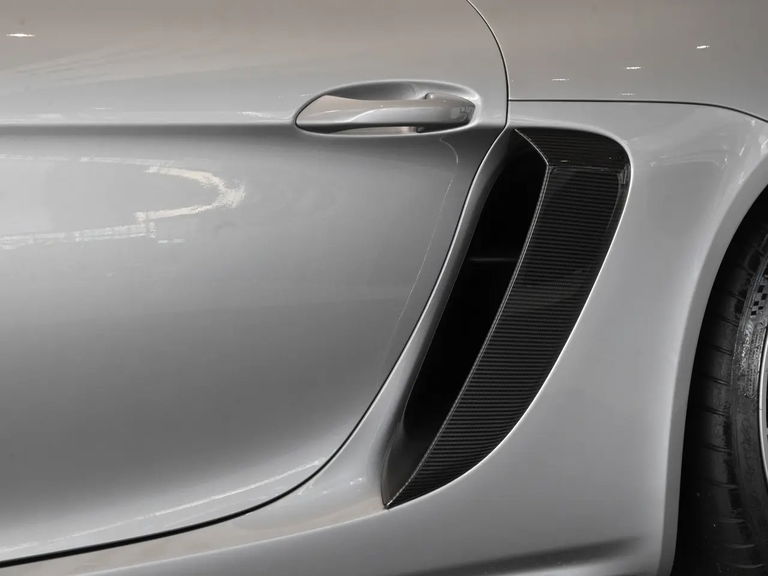 Porsche 718 Spyder RS