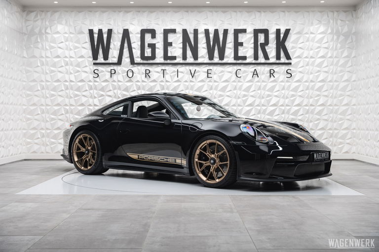 Porsche 992 GT3 Touring