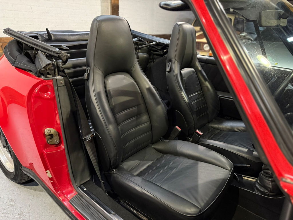 Porsche 911 Carrera 3.2