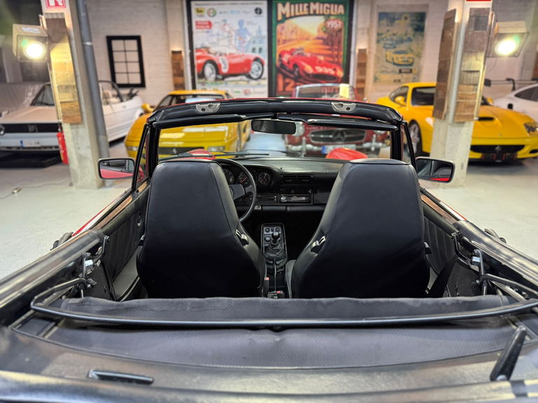 Porsche 911 Carrera 3.2