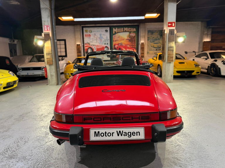 Porsche 911 Carrera 3.2