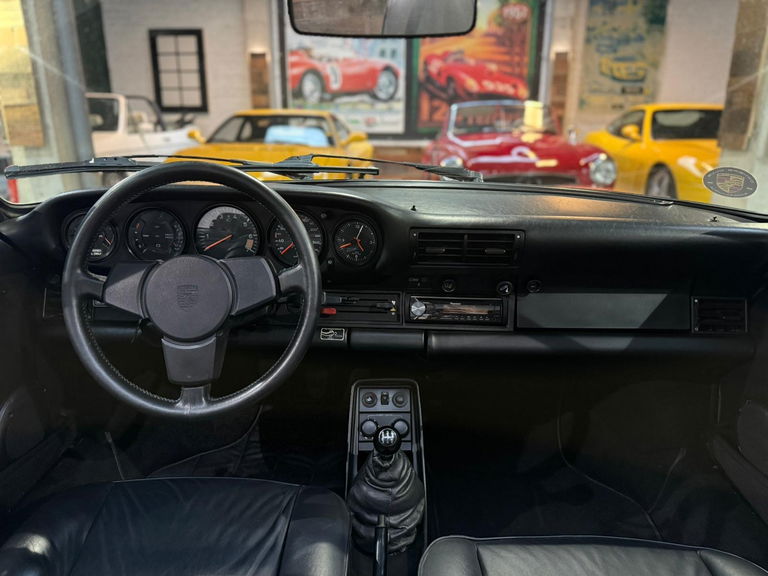 Porsche 911 Carrera 3.2