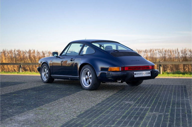 Porsche 911 Carrera 3.2