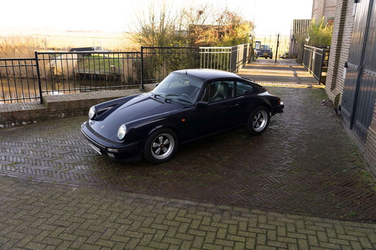 Porsche 911 Carrera 3.2