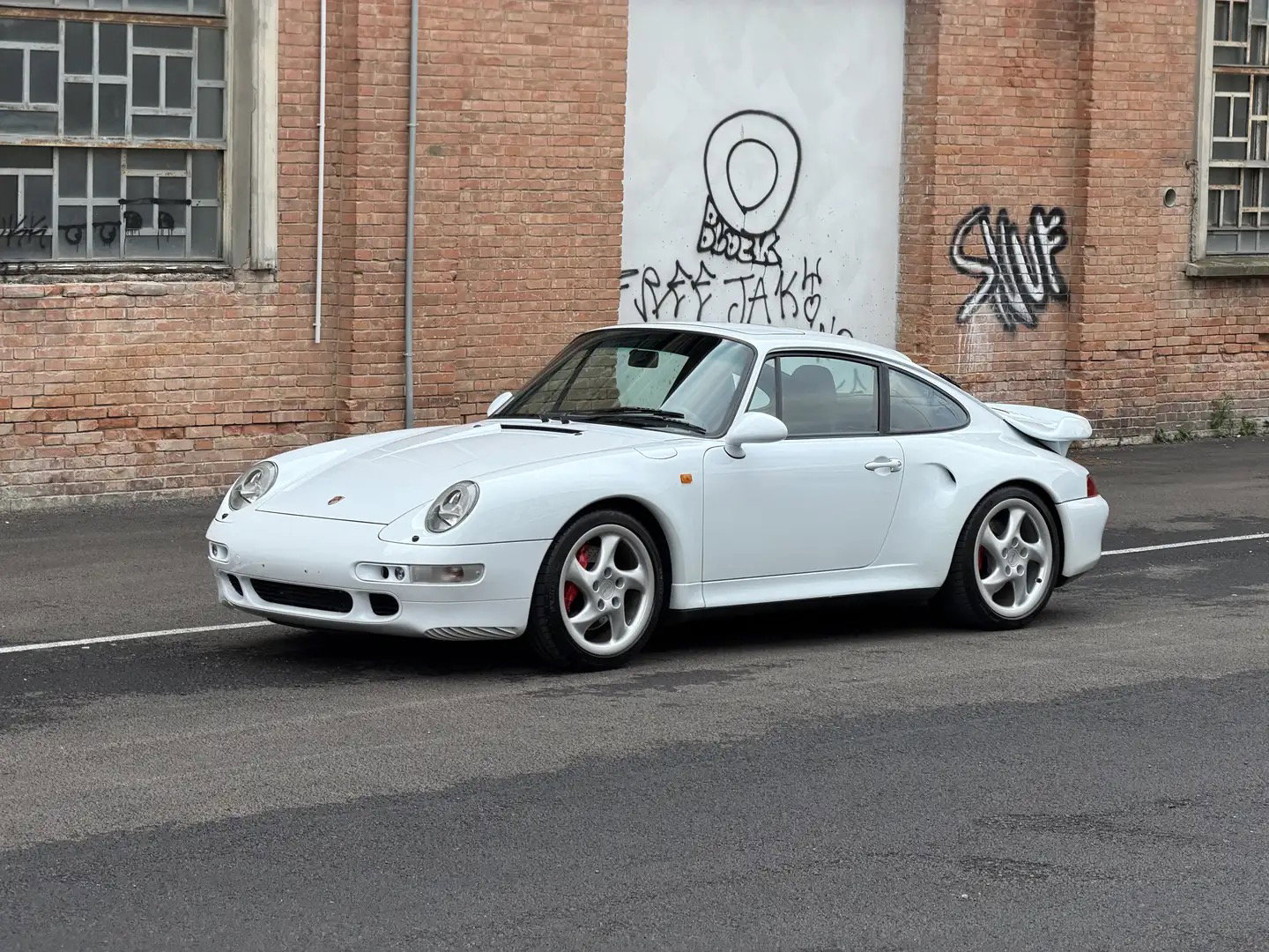 Porsche 993 Turbo 1996 - elferspot.com - Marketplace for Porsche