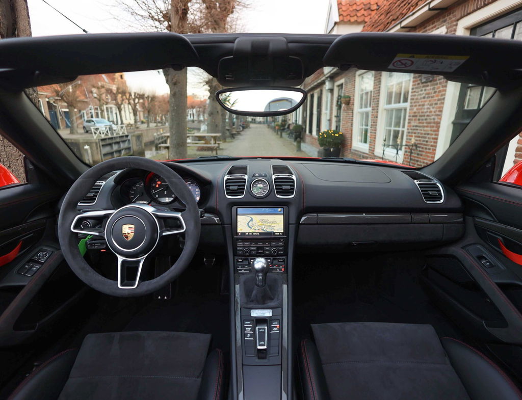 Porsche 981 Boxster Spyder