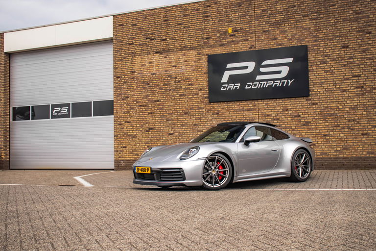 Porsche 992 Carrera 4S