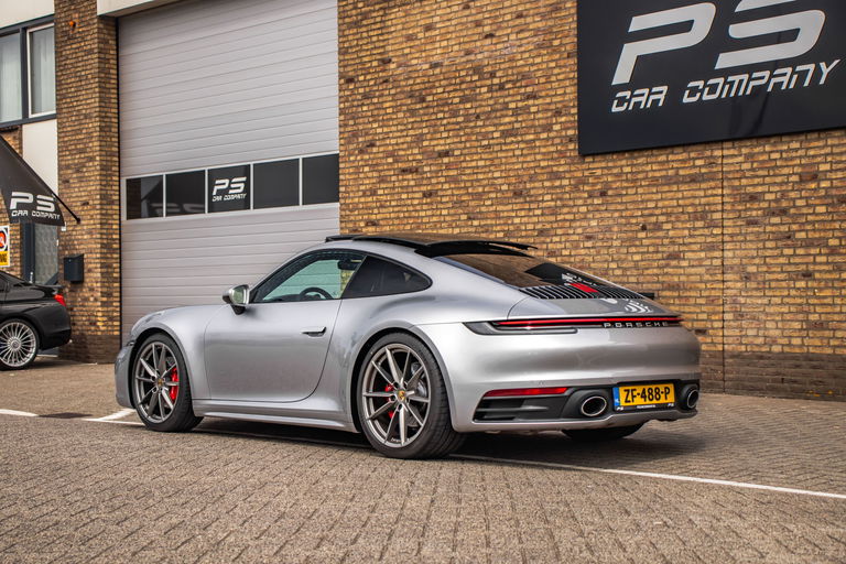 Porsche 992 Carrera 4S