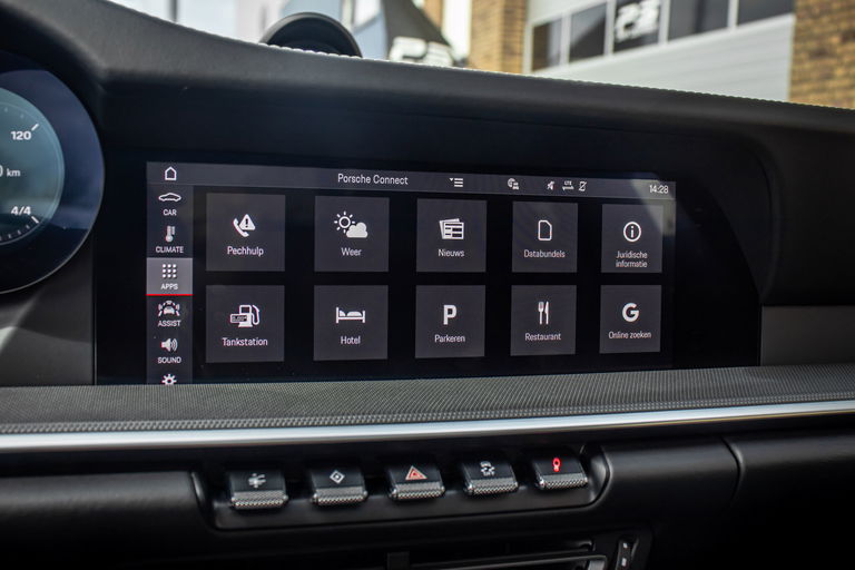 Porsche 992 Carrera 4S