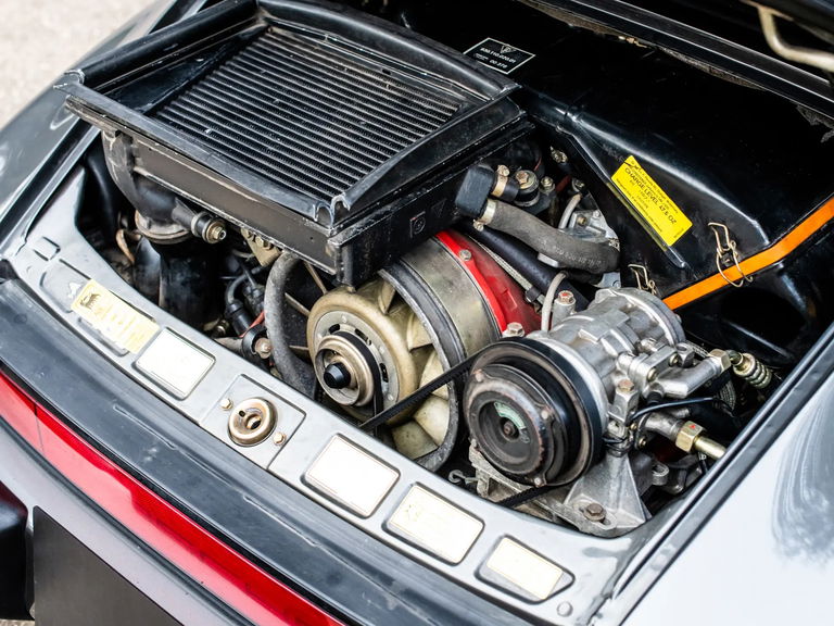 Porsche 911 Turbo 3.3