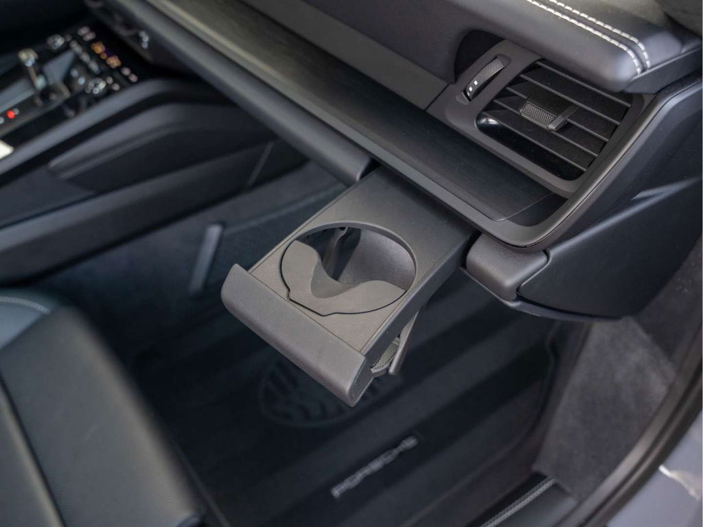 Porsche 992 Carrera GTS