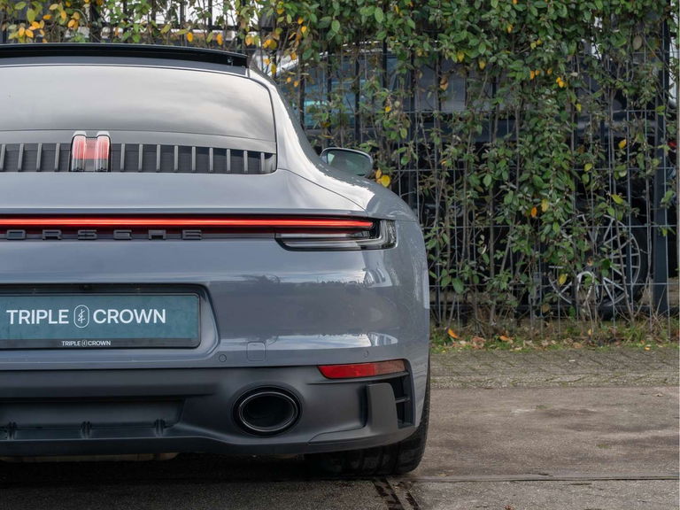 Porsche 992 Carrera GTS