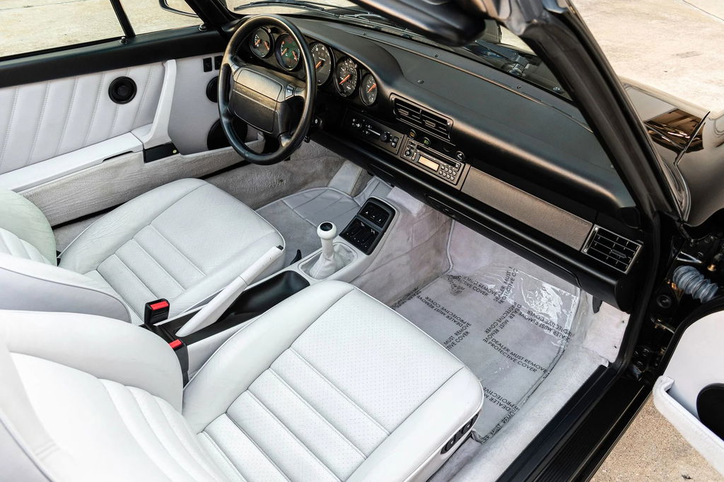 Porsche 964 Carrera 4