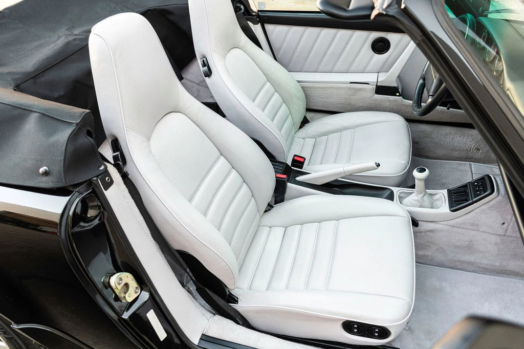 Porsche 964 Carrera 4