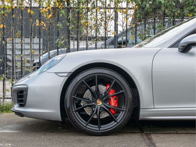 Porsche 991 Carrera 4