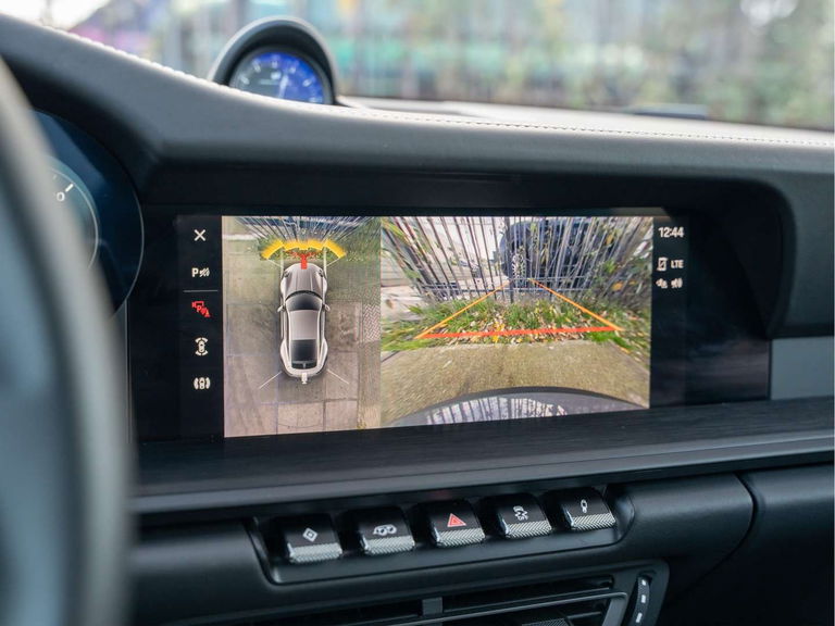 Porsche 992 Carrera GTS