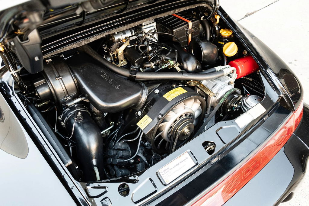 Porsche 964 Carrera 4