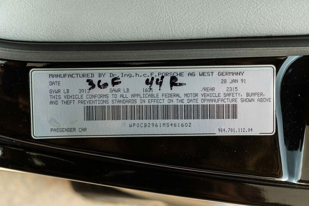 Porsche 964 Carrera 4