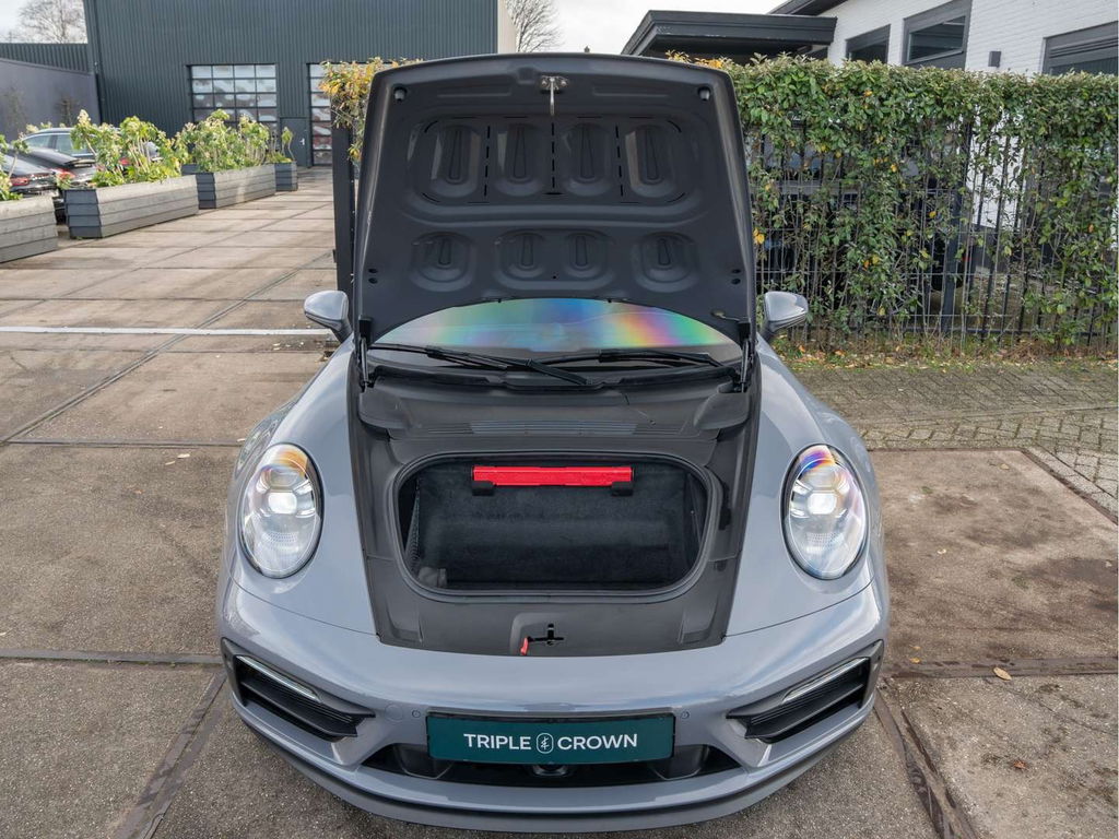 Porsche 992 Carrera GTS