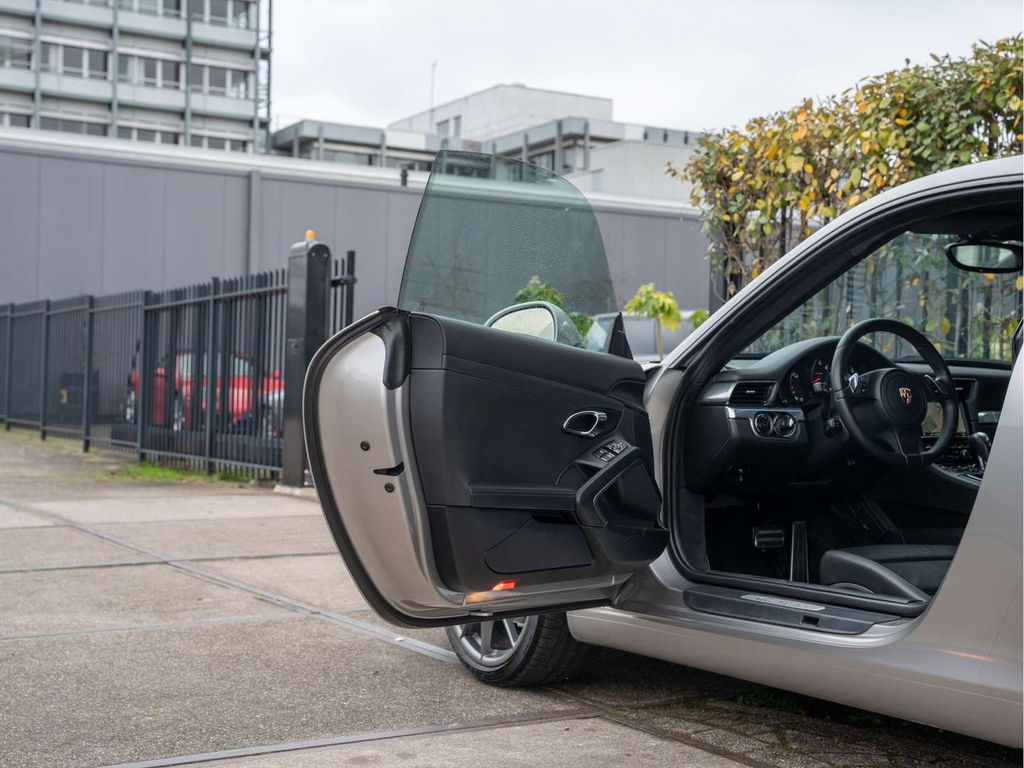 Porsche 991 Carrera