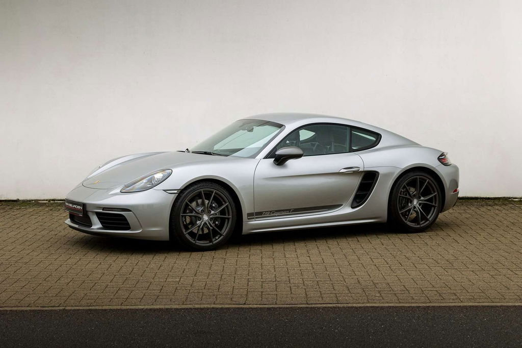 Porsche 718 Cayman T