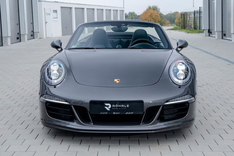 Porsche 991 Carrera 4 GTS