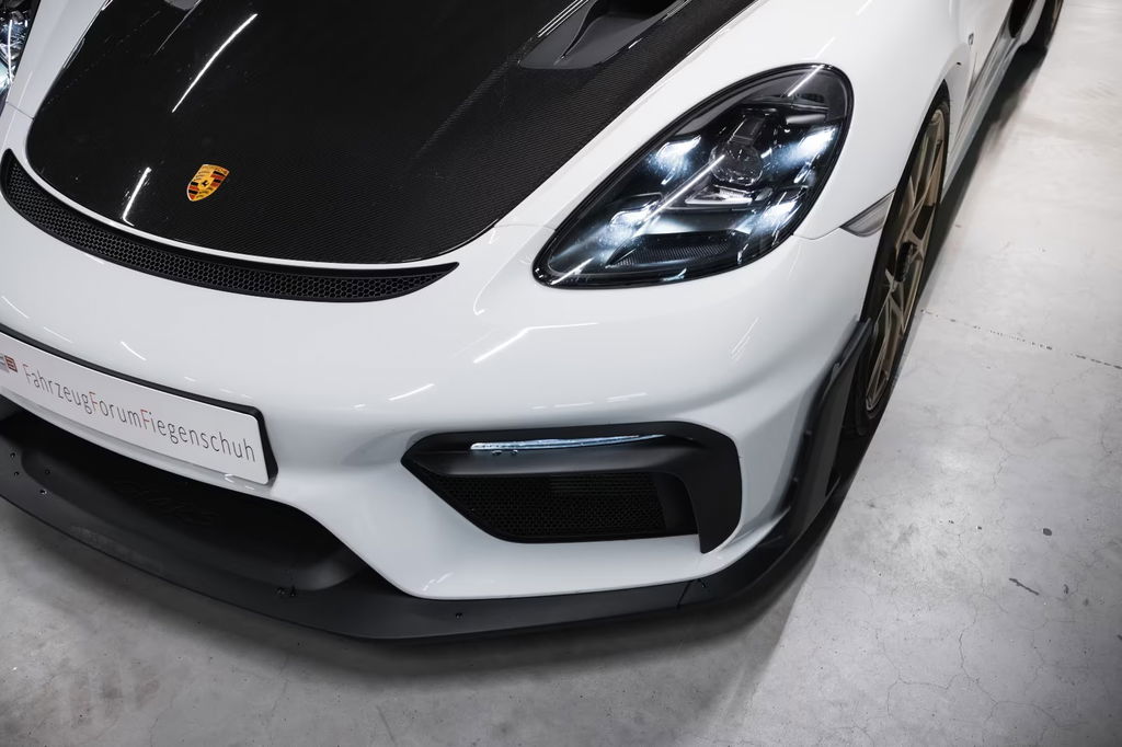Porsche 718 Cayman GT4 RS