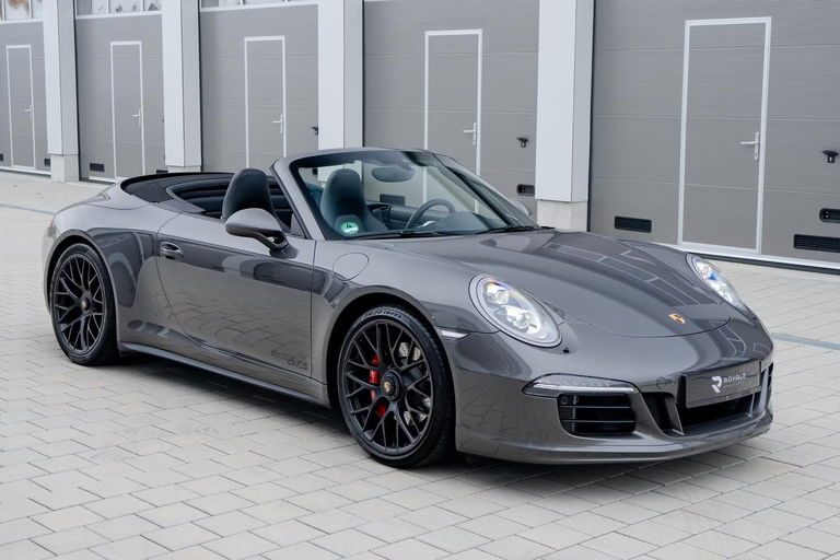 Porsche 991 Carrera 4 GTS