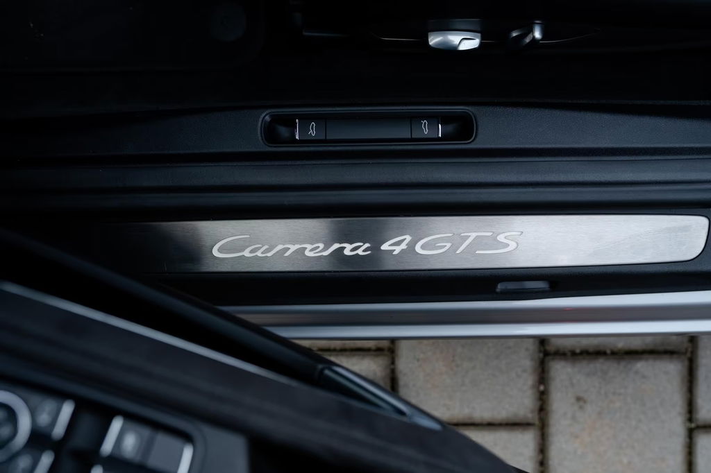 Porsche 991.2 Carrera 4 GTS
