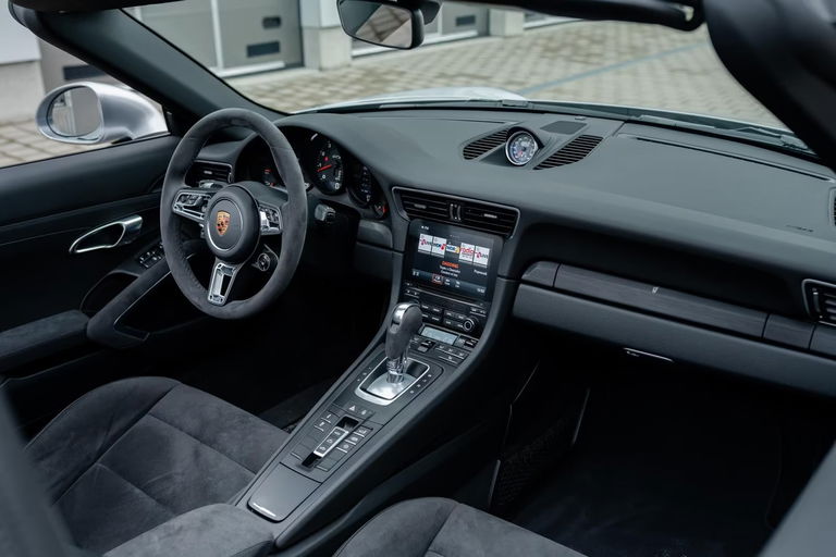 Porsche 991.2 Carrera 4 GTS