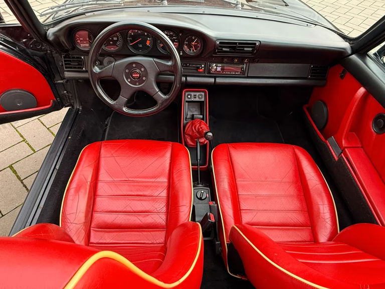 Porsche 911 Carrera 3.2