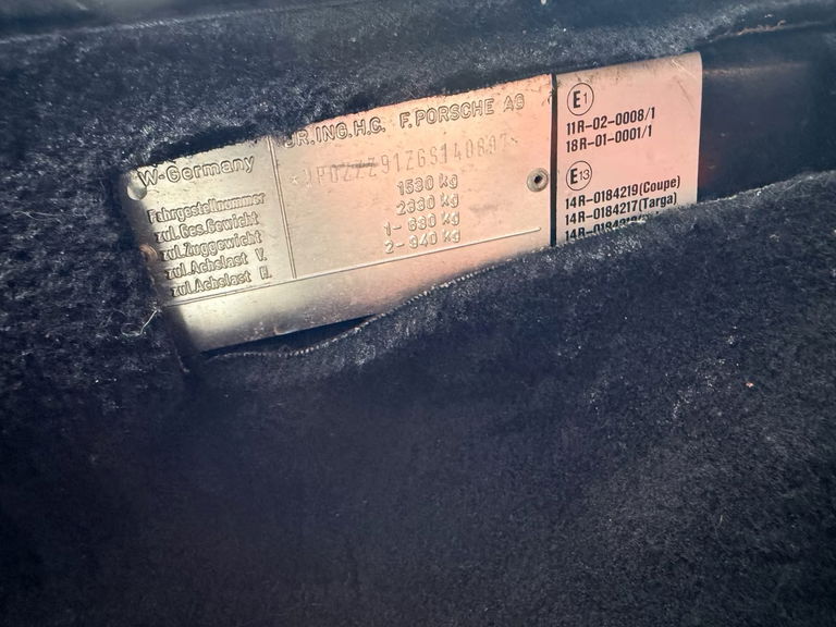 Porsche 911 Carrera 3.2