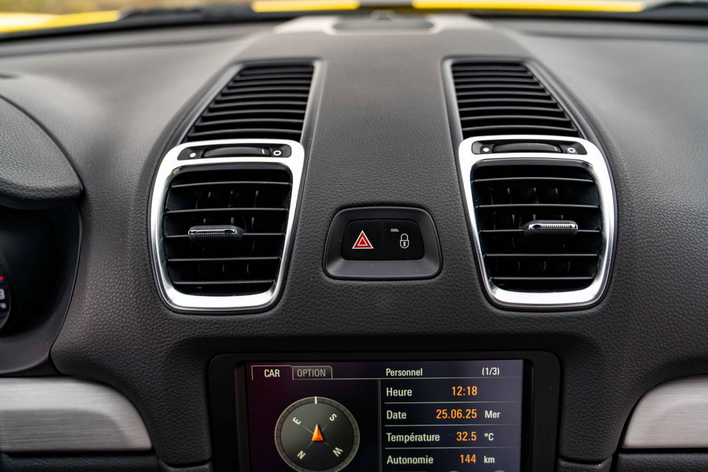 Porsche 981 Cayman GT4