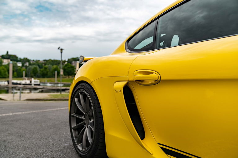 Porsche 981 Cayman GT4